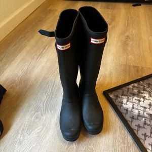 Hunter rain boots